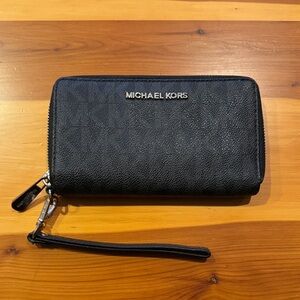 Michael Kors Black Textured Wristlet